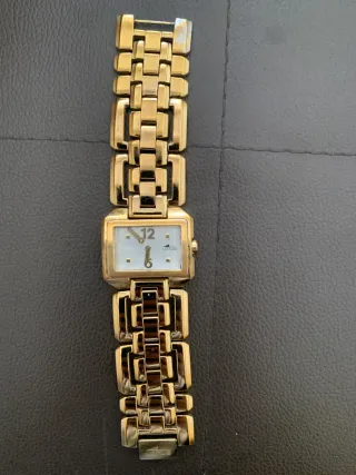Reloj Lotus Dorado