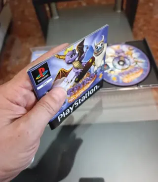 Spyro 3 el años del dragón idioma en Español PS1