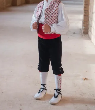 Traje Típico Chaleco y Pantalón