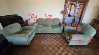 Conjunto de sillones de tela verde