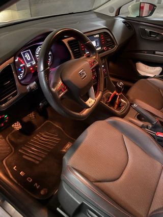 SEAT LEÓN FR 2.0TDI 150CV Diesel