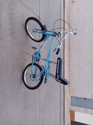 Bicicleta BH Bicicross restaurada Y barnizada