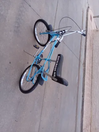 Bicicleta BH Bicicross restaurada Y barnizada