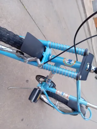 Bicicleta BH Bicicross restaurada Y barnizada