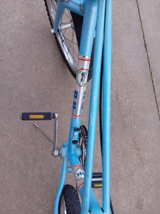 Bicicleta BH Bicicross restaurada Y barnizada