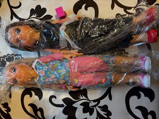 Lote de Muñecas Barbie,nenuco,nancy y Monster High