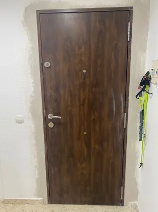 Montaje de puertas y premarcos