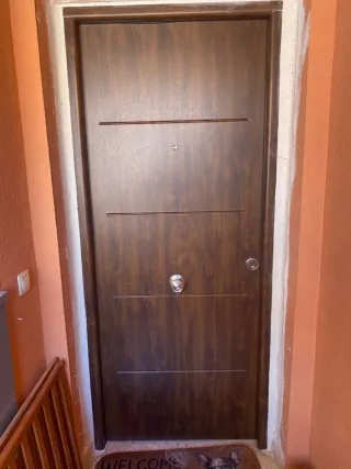 Montaje de puertas y premarcos