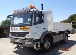 Mercedes-Benz 1023 2010