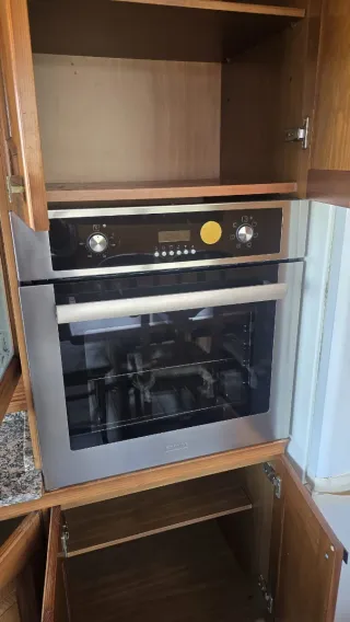 Horno empotrable de acero inoxidable