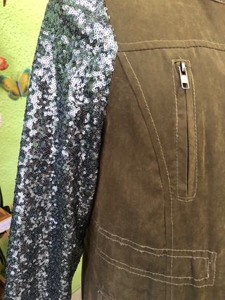 Cazadora verde lentejuelas talla L
