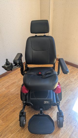 Silla de ruedas eléctrica R300 (NUEVA)