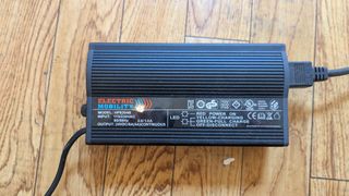 Silla de ruedas eléctrica R300 (NUEVA)