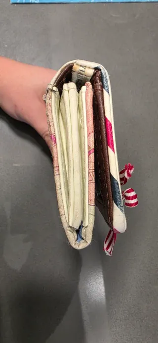 Cartera Paper Plane diseño postal