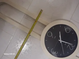 Orologio da parete moderno