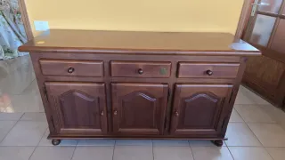 Cómoda de madera para entrada