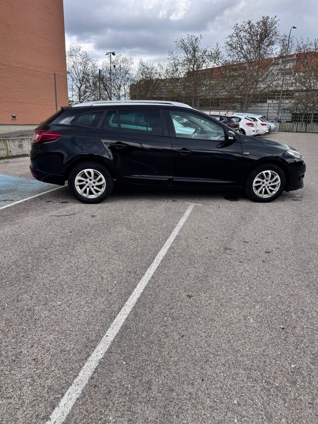 644114491 Renault Megane, 1.5DCI 110 distintivo, C