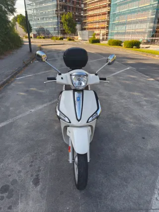 Piaggio Liberty 125 2021 Blanca