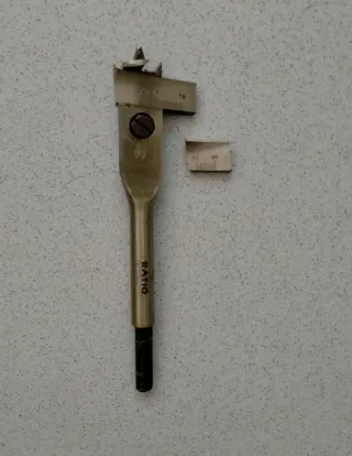 Herramientas Carpintería: martillo, Sierra...