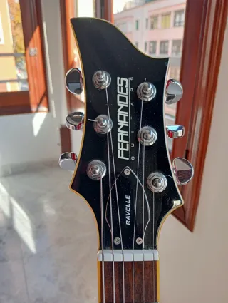 Guitarra Eléctrica Fernandes Ravelle