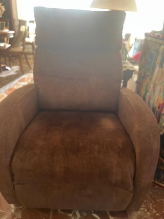 Sillón reclinable eléctrico cómodo