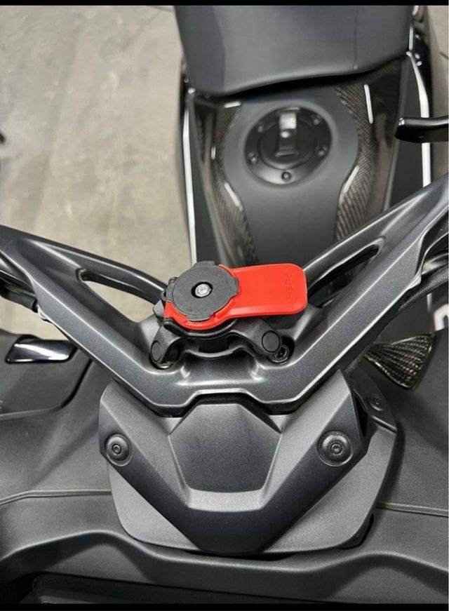 Soporte Móvil Yamaha TMAX