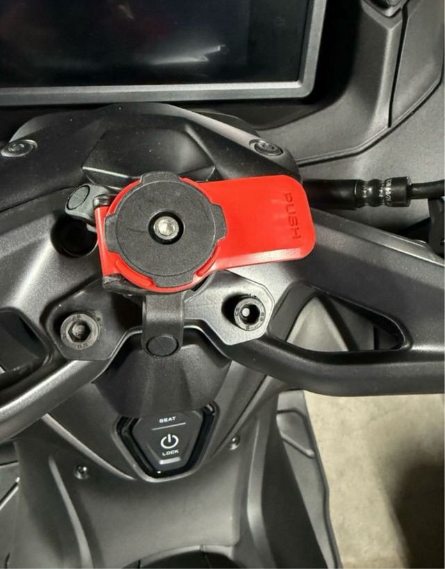 Soporte Móvil Yamaha TMAX