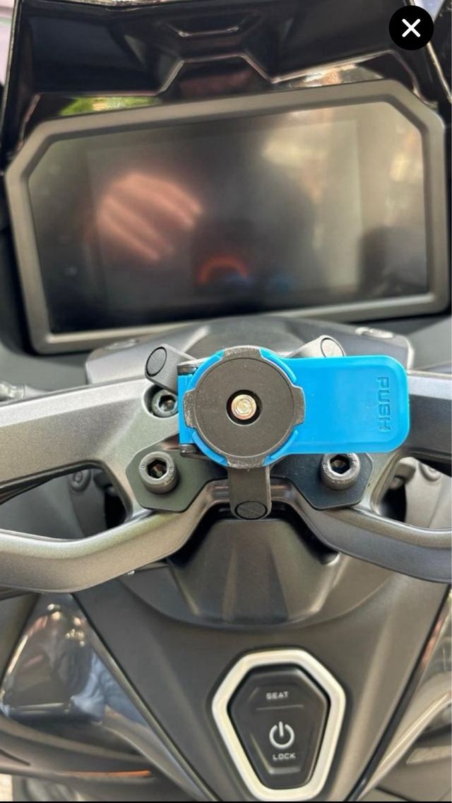 Soporte Móvil Yamaha TMAX