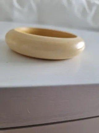 Pulsera marfil beige