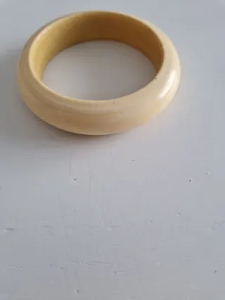 Pulsera marfil beige