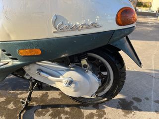 Vespa Piaggio ET2