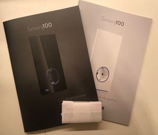 Enchufe Simon 100 Pro IO HUB Negro