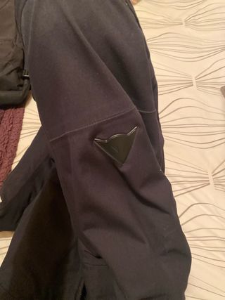 Chaqueta de moto Dainese negra larga talla 48