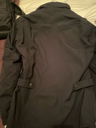 Chaqueta de moto Dainese negra larga talla 48