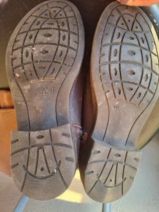 Botas de piel y ante marrones