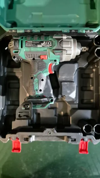 Pistola de Impacto Parkside 1/2