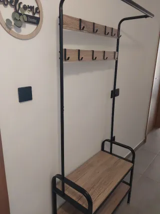 Perchero recibidor con banco y baldas