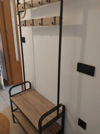 Perchero recibidor con banco y baldas