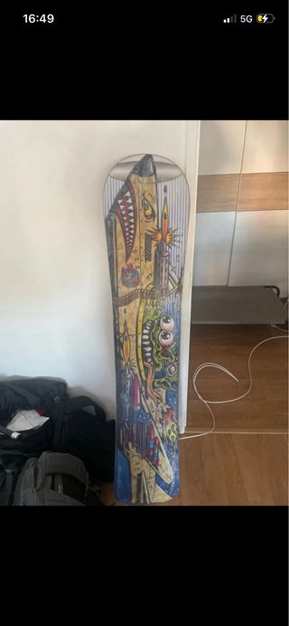 Prancha Snowboard Santa Cruz Gremlin Camuflada