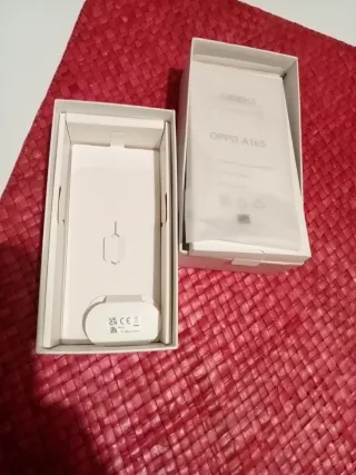 OPPO A16S blu impeccabile. Nella sua scatola. Copertina regalo