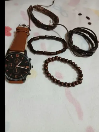 Reloj Moderno Negro y Marrón