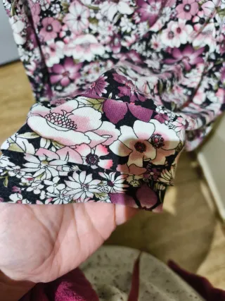 Camiseta floral mujer manga larga