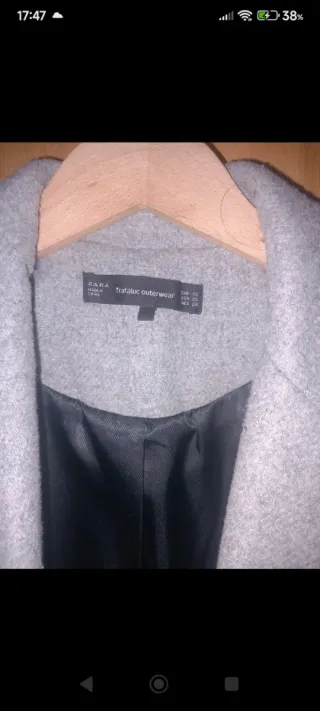 Abrigo Zara corte masculino gris