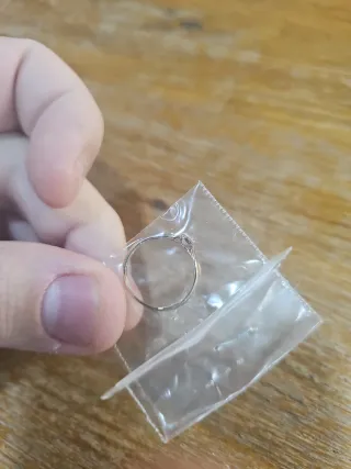 Anillo Oro 9K con Diamante talla 10