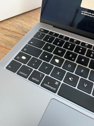 MacBook Air 13“2018 Gris 16GB 256GB teclado alemán