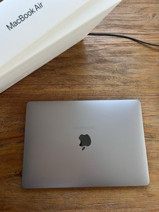 MacBook Air 13“2018 Gris 16GB 256GB teclado alemán