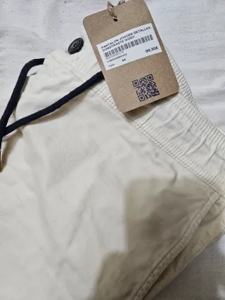 Pantalón jogger El Pulpo detalles contraste