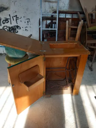 Recoger Mueble de madera máquina de coser