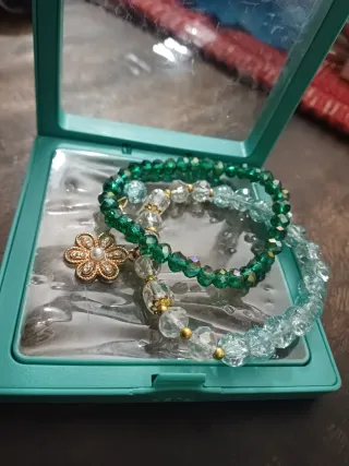 Braccialetti con scatolina