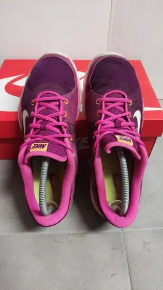 Nike WMNS Flex Trainer 3 talla 42,5 Preciosas